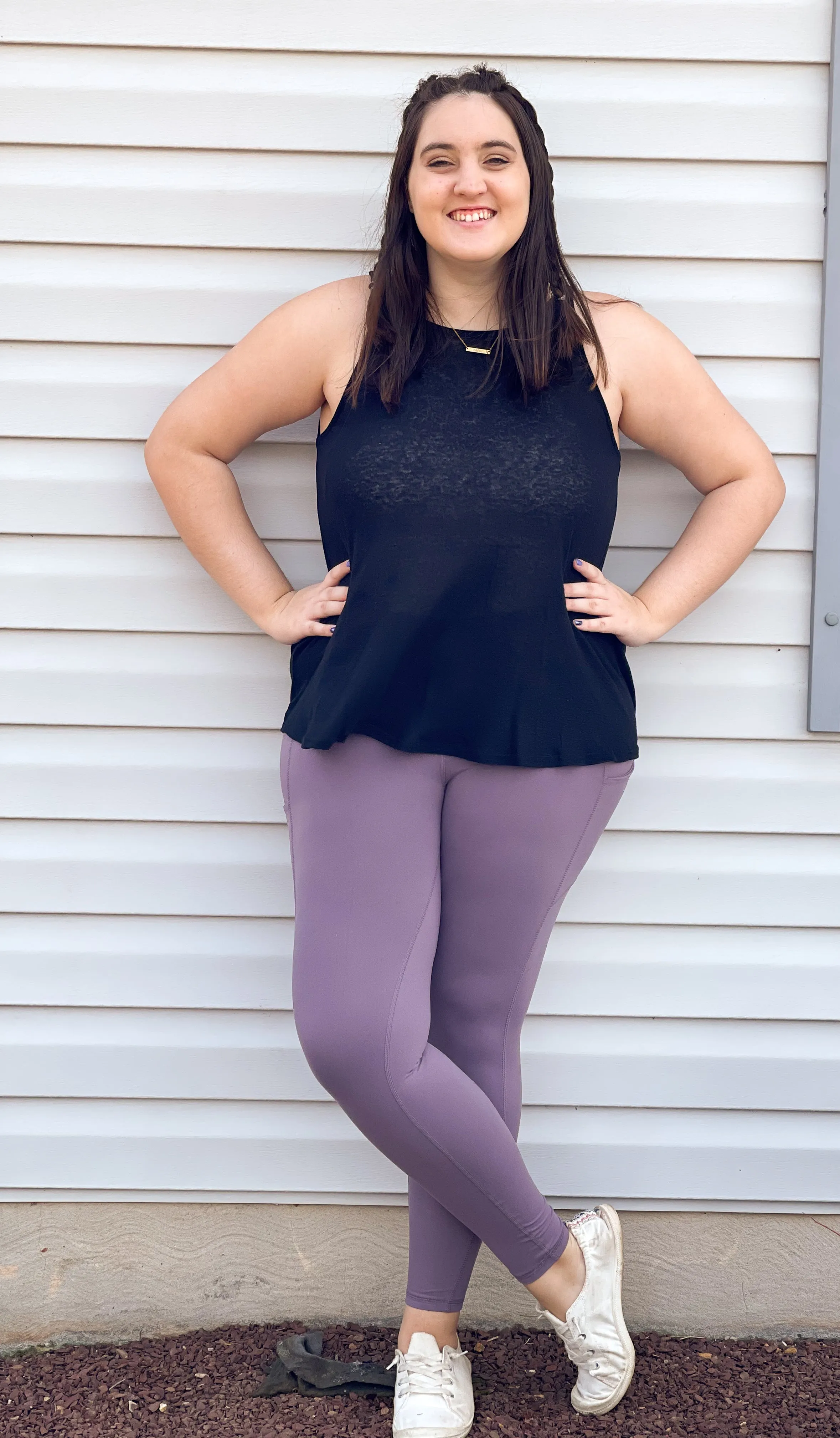 Buttery Soft Leggings With Pockets in Frosted Mulberry